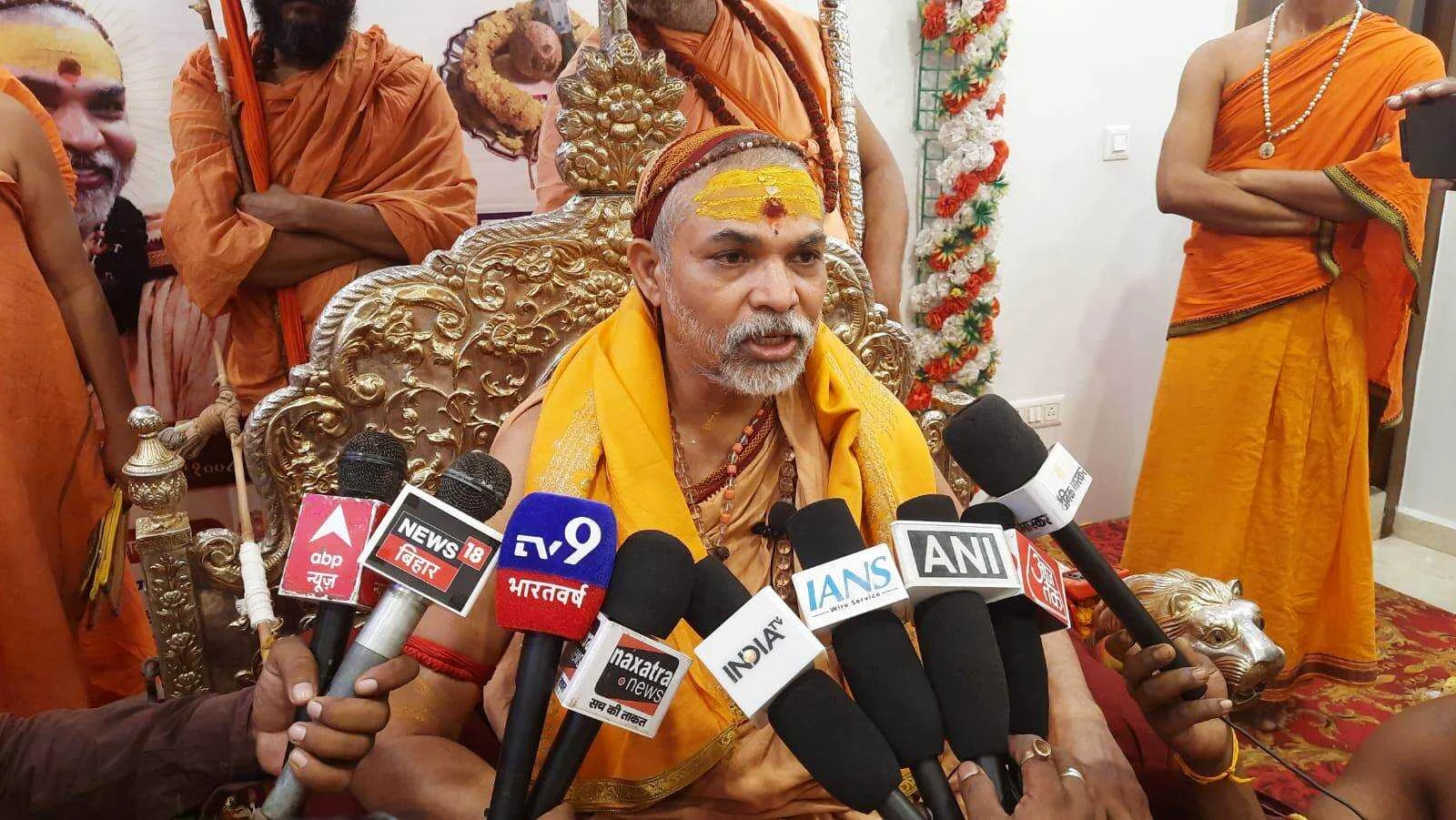 “पहले हिंदू बने, बिना हिंदू राष्ट्र की बात करना बचकानी बात”- शंकराचार्य 3