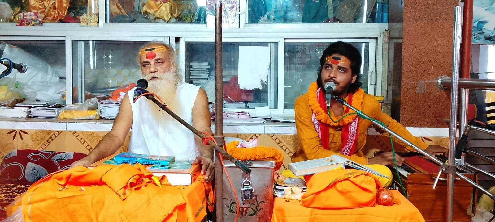 कार्तिक महीना घोर से घोर पातकी को भी सिर्फ गंगा का दर्शन कर लेने मात्र से उसके सारे मनोरथ सिद्ध हो जाते हैं - स्वामी चिदात्मन जी महाराज 2