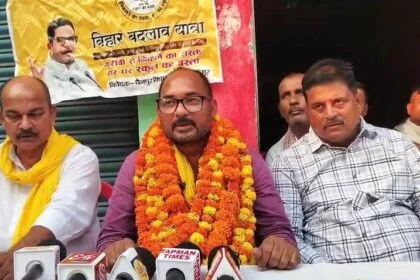 कैमूर: भ्रष्टाचार मिटाकर करेंगे विकास”चैनपुर से जन सुराज ने हेमंत चौबे को उतारा मैदान में 8