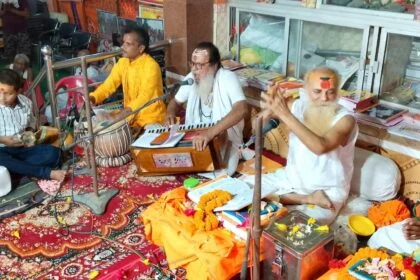 भगवान श्रीकृष्ण के जन्म लेते ही कारागार के सभी बन्धन टूट गए - स्वामी चिदात्मन जी महाराज 34