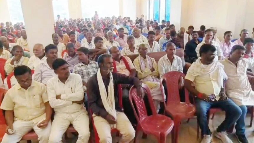 नालंदा: हरनौत विधानसभा के चंडी प्रखंड में हुई जेडीयू के नाराज और बागी नेताओं और कार्यकर्ताओं की हुई बैठक 1