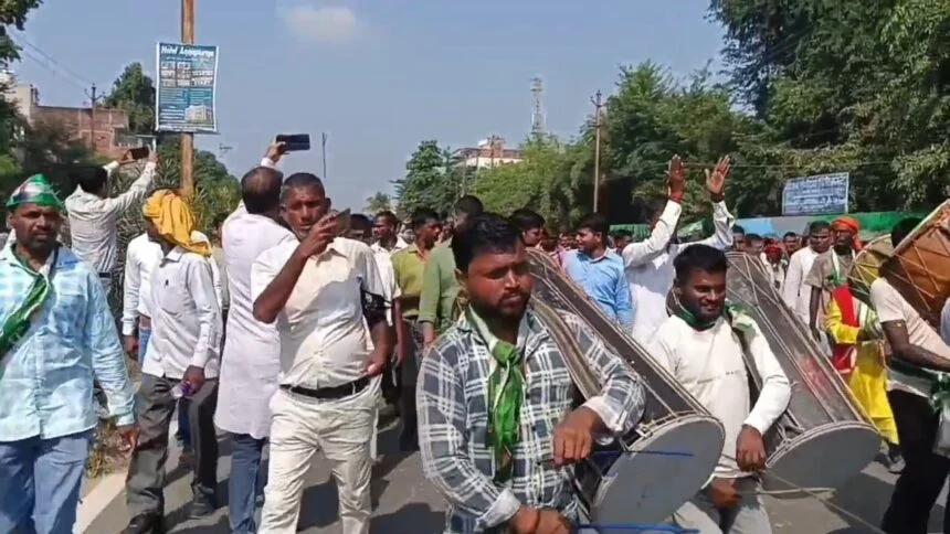 नालंदा से जेडीयू प्रत्याशी श्रवण कुमार,राजगीर से जेडीयू प्रत्याशी कौशल किशोर और हिलसा से जेडीयू प्रत्याशी प्रेम मुखिया ने भरा नामांकन का पर्चा 1