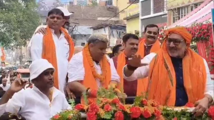 बेगूसराय में नॉमिनेशन के अंतिम दिन एनडीए समर्थित उम्मीदवार भाजपा के कुंदन कुमार ने किया नॉमिनेशन 1