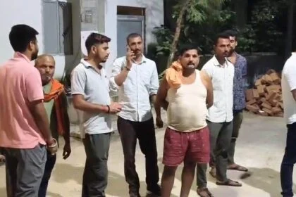 बेगूसराय में बिजली विभाग के लापरवाही के कारण एक मजदूर की करंट लगने से दर्दनाक मौत, परिजनों में मचा कोहराम 21