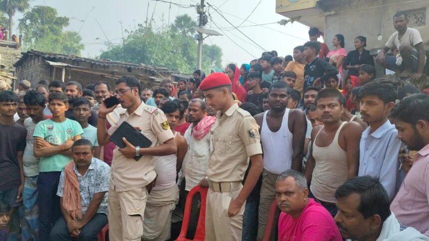 बछवाड़ा के अरवा पंचायत में घर के सामने कुएं से एक वृद्ध महिला का शव बरामद,पुलिस जांच में जुटी   1