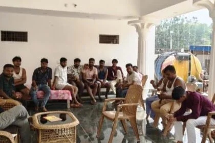 वीरपुर सड़क पर गंदगी का अम्बार, कैसे करेंगे छठव्रती डंड व परिक्रमा, युवाओं में प्रशासन व जनप्रतिनिधि के प्रति आक्रोश 29