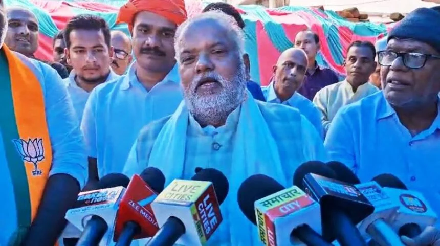 नालंदा में मंत्री श्रवण कुमार ने कहा - एनडीए का वादा नहीं, संकल्प है 2025 से 2030 तक हर घोषणा में शामिल एक एक चीज पर होगा अमल 1