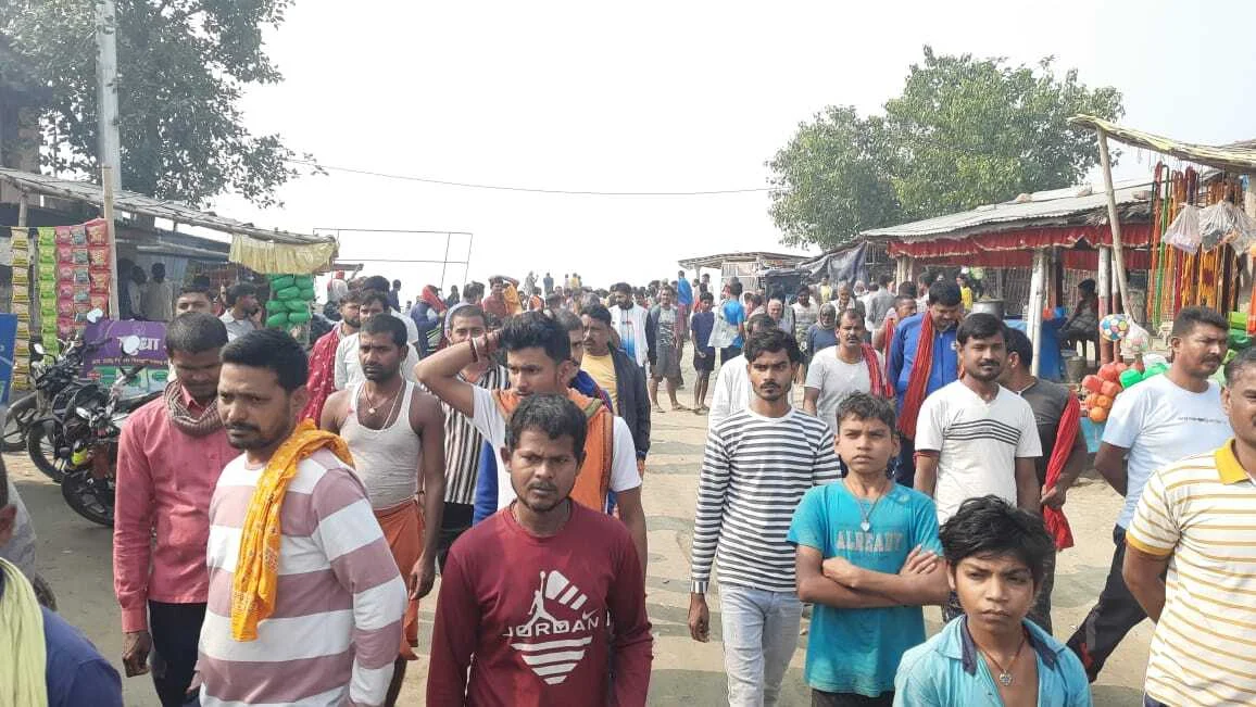 बेगूसराय में पुलिस-अपराधी मुठभेड़ ! STF और स्थानीय पुलिस ने कुख्यात समेत 4 बदमाशों को दबोचा, गोली लगने से एक अपराधी घायल 3