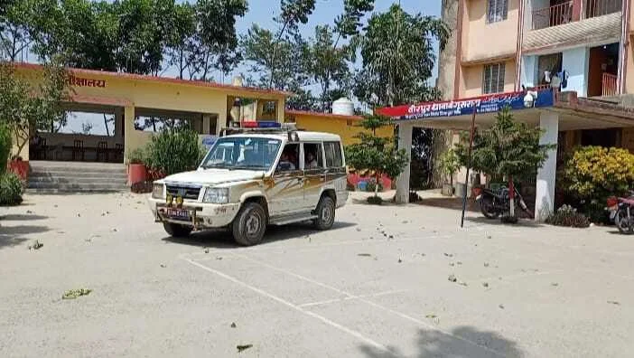 नशे की हालत में हंगामा करते एक नशेरी को वीरपुर पुलिस ने किया गिरफ्तार  1