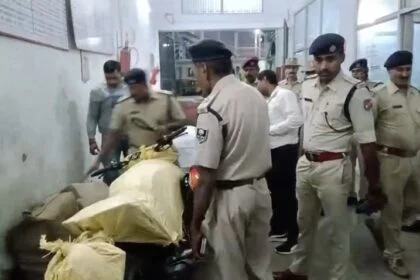 दिल्ली ब्लास्ट के बाद समस्तीपुर रेल मंडल में हाई अलर्ट- ​यात्रियों के सामानों और संदिग्ध लोगों पर विशेष चौकसी 4