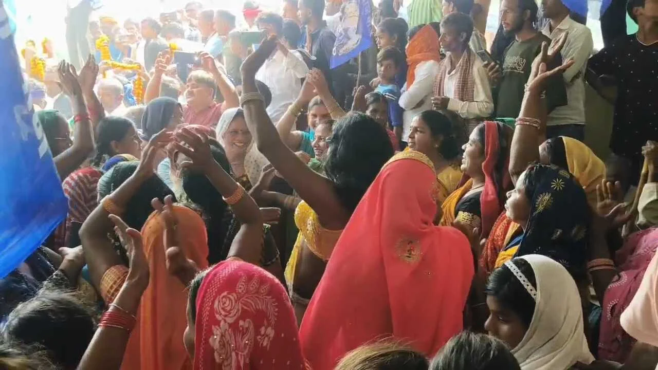 रामगढ़ विधानसभा उपचुनाव में BSP का डंका, सतीश कुमार सिंह यादव ने 30 वोटों से दर्ज की संघर्षपूर्ण जीत 3