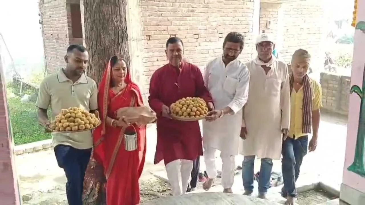 नालंदा: कल्याणपुर देवी स्थान में विधायक डॉ. सुनील कुमार के मंत्री बनने की कामना को लेकर विशेष पूजा-अर्चना, कल्याणपुर देवी स्थान में एक मन लड्डू का भोग 3