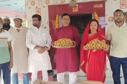 नालंदा: कल्याणपुर देवी स्थान में विधायक डॉ. सुनील कुमार के मंत्री बनने की कामना को लेकर विशेष पूजा-अर्चना, कल्याणपुर देवी स्थान में एक मन लड्डू का भोग 4