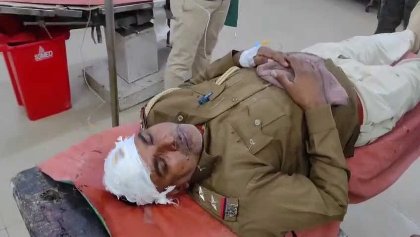समस्तीपुर: वारंटी को पकड़ने गई पुलिस टीम पर हमला, 6 पुलिसकर्मी घायल; एसपी ने की मामले की पुष्टि 2