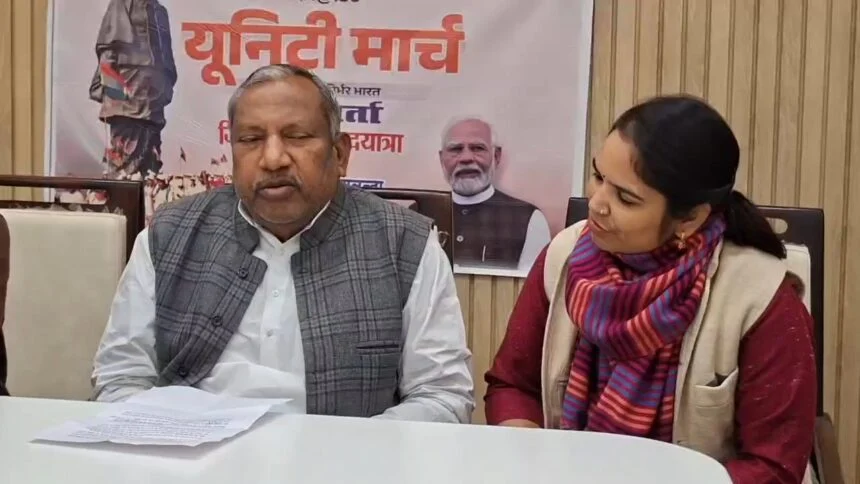 नालंदा : गृह मंत्रालय BJP के खाते में जाते ही नालंदा जिले मे बढ़ी हलचल, सांसद कौशलेंद्र ने सम्राट पर भरोसा जताया, बिहार में निर्दोषों पर नहीं चलेगा बुलडोज़र, सिर्फ दोषियों पर कार्रवाई तय 1