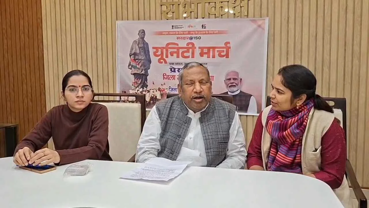 नालंदा : गृह मंत्रालय BJP के खाते में जाते ही नालंदा जिले मे बढ़ी हलचल, सांसद कौशलेंद्र ने सम्राट पर भरोसा जताया, बिहार में निर्दोषों पर नहीं चलेगा बुलडोज़र, सिर्फ दोषियों पर कार्रवाई तय 3