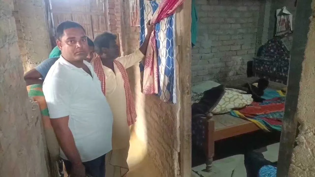समस्तीपुर: पति परदेस में, घर में संदिग्ध अवस्था में मिला पत्नी का शव; इलाके में सनसनी 2