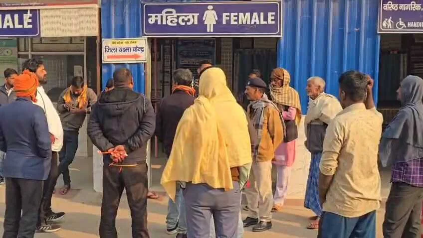 बेगूसराय में कंस्ट्रक्शन साइट पर संदिग्ध अवस्था मे मजदूर का शव बरामद, हत्या या आत्महत्या ? जांच में जुटी पुलिस 3