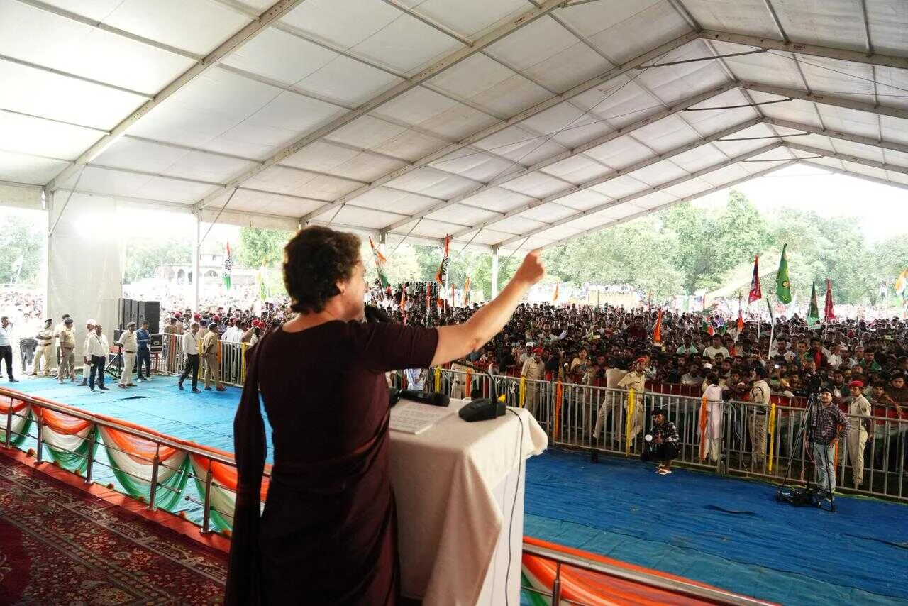 बीस साल से एनडीए की सरकार, बिहार अभी भी बेरोजगार और असुरक्षित - प्रियंका गांधी 5