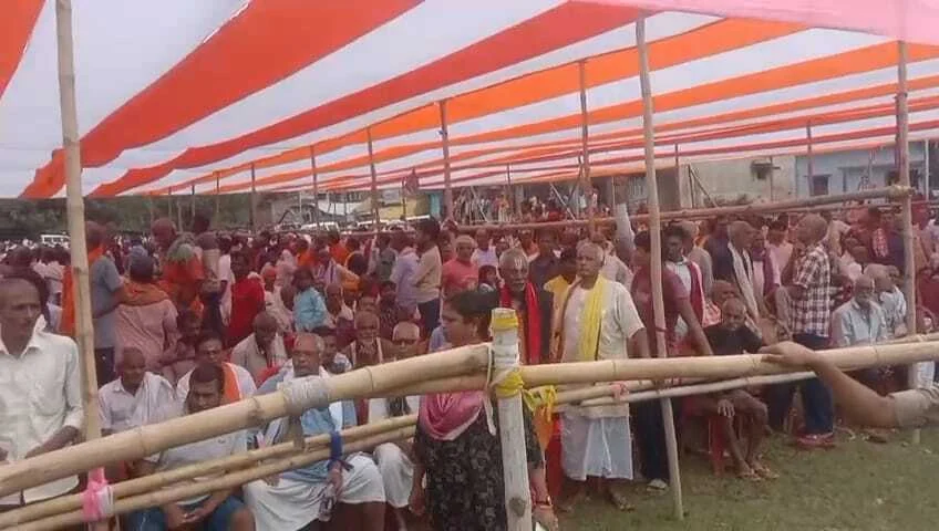 बिहार में बुझे हुए लालटेन नहीं, चमकता हुआ‘ चिराग’ चाहिए - देवेंद्र फडणवीस 4