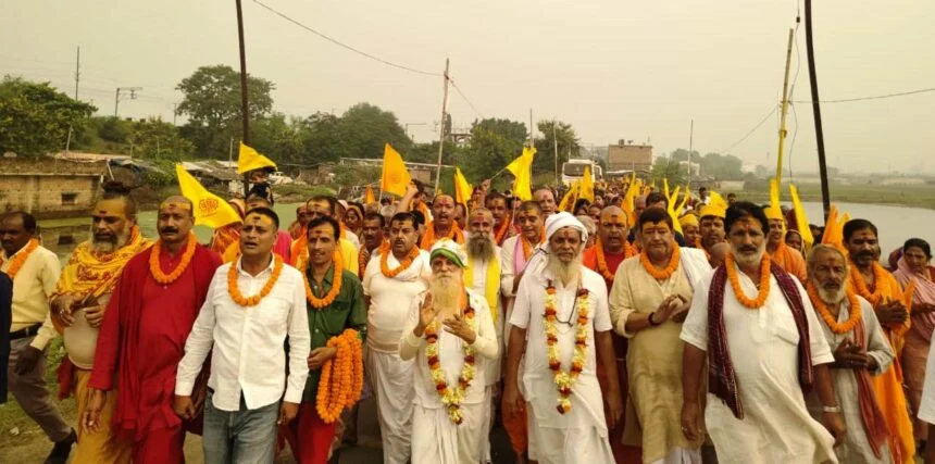 सुशासन की सरकार में सिमरिया धाम का समुचित व चहुमुखी विकास हो रहा है - स्वामी चिदात्मन जी महाराज 1