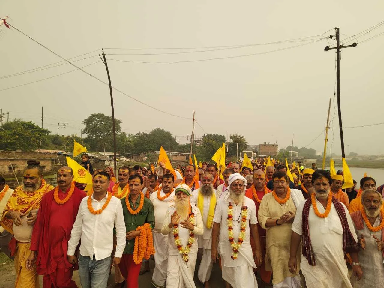 सुशासन की सरकार में सिमरिया धाम का समुचित व चहुमुखी विकास हो रहा है - स्वामी चिदात्मन जी महाराज 3