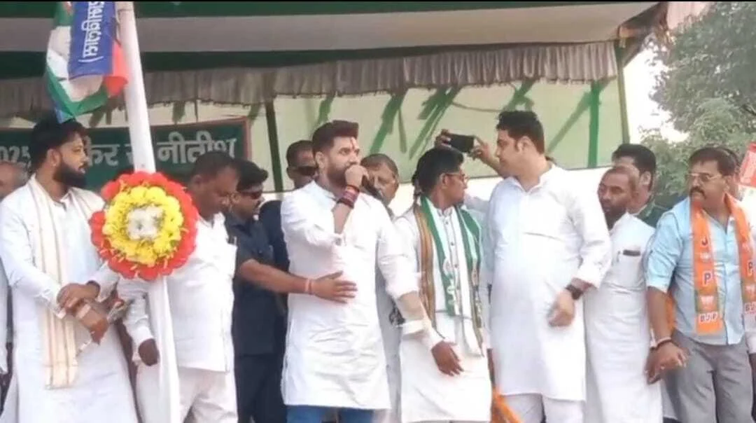 नालंदा: अस्थावां विधानसभा और हिलसा विधानसभा में चिराग पासवान की जनसभा.एनडीए प्रत्याशी डॉ.जितेन्द्र कुमार और डॉ. पुष्पांजय और प्रेम मुखिया के समर्थन में की वोट की अपील 3