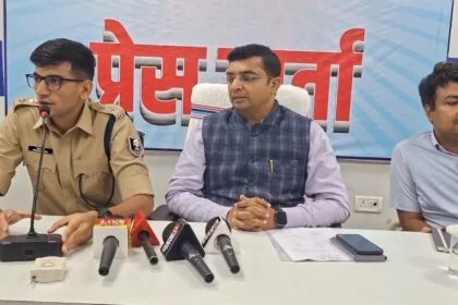 नालंदा में थमा चुनावी शोर, अब 22 लाख वोटर करेंगे भाग्य का फैसला. 6 नवंबर को लोकतंत्र का महादंगल 19