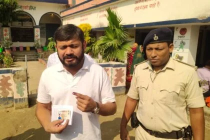 चुनाव आयोग इस देश की संवैधानिक संस्था है और वह पार्टी विशेष के रूप में किसी पार्टी के लिए काम रही है - कन्हैया कुमार 2