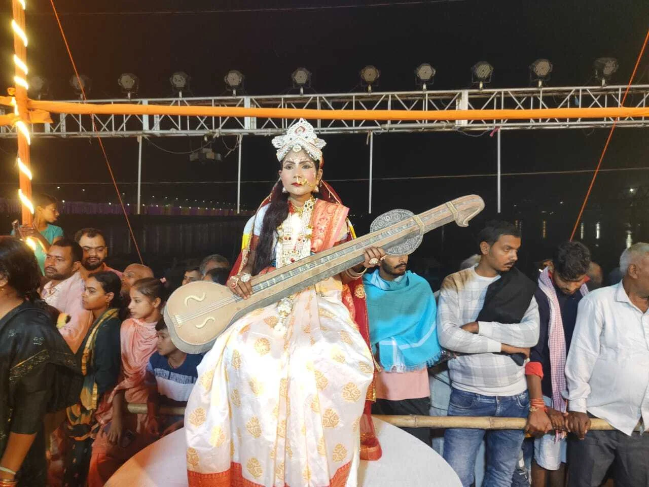 सिमरिया धाम में गंगा महाआरती देवी सुरेश्वरी भगवती गंगे भजन के साथ संपन्न 2