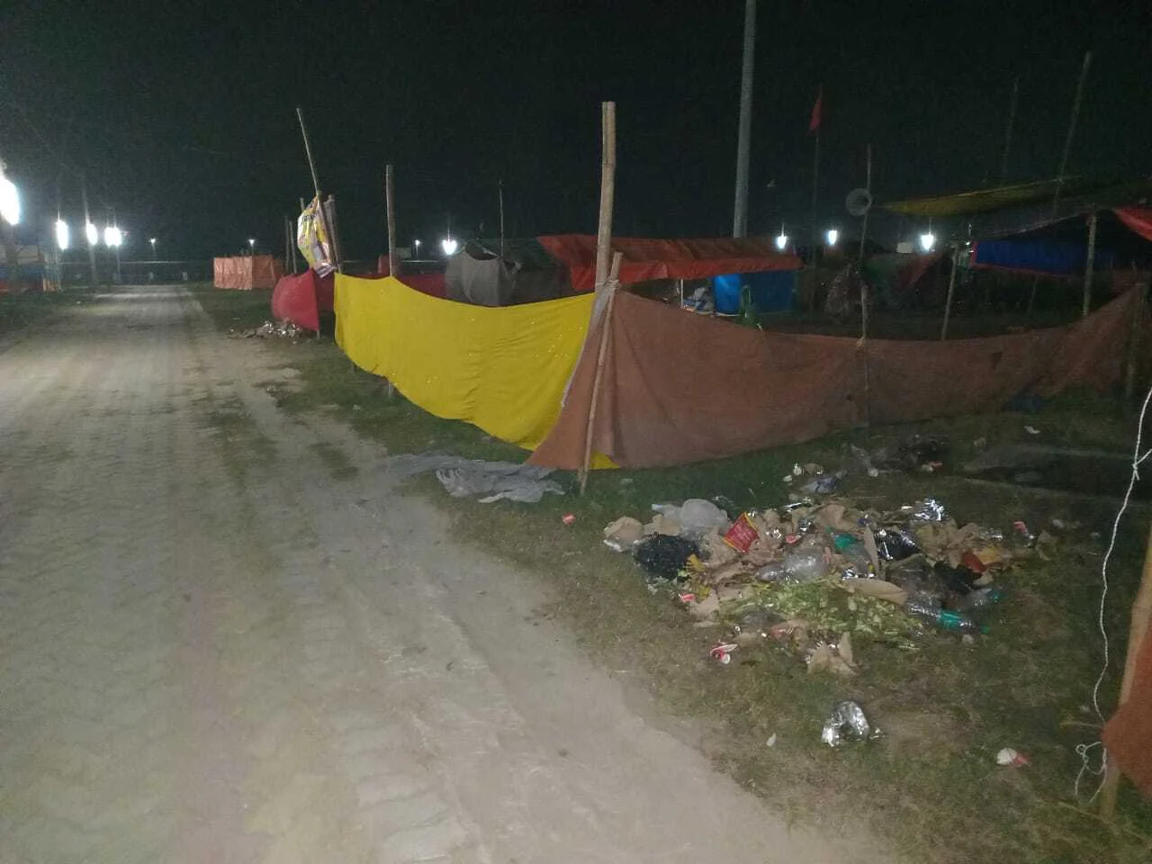 उजड़े चमन में तब्दील होने लगा साधु संतों की टोली और पर्णकुटी से गुलज़ार सिमरिया धाम 4