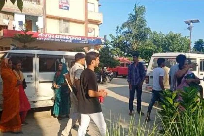 वीरपुर पुलिस ने विभिन्न कांडों के तीन नामजद आरोपी को किया गिरफ्तार 30