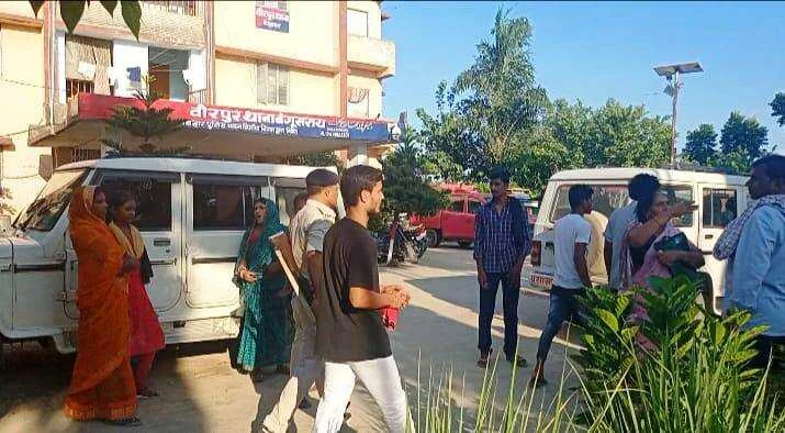 वीरपुर पुलिस ने विभिन्न कांडों के तीन नामजद आरोपी को किया गिरफ्तार 1