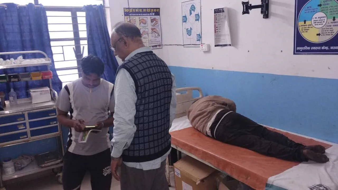 बछवाड़ा एनएच-28 पर दर्दनाक हादसा, अज्ञात वाहन की टक्कर से बाइक चालक की मौत, सवार गंभीर रूप से जख्मी 2