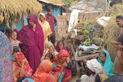 समस्तीपुर: देवनपुर चौक पर सड़क हादसा, अनियंत्रित बाइक की चपेट में आने से वृद्ध महिला की मौत 12