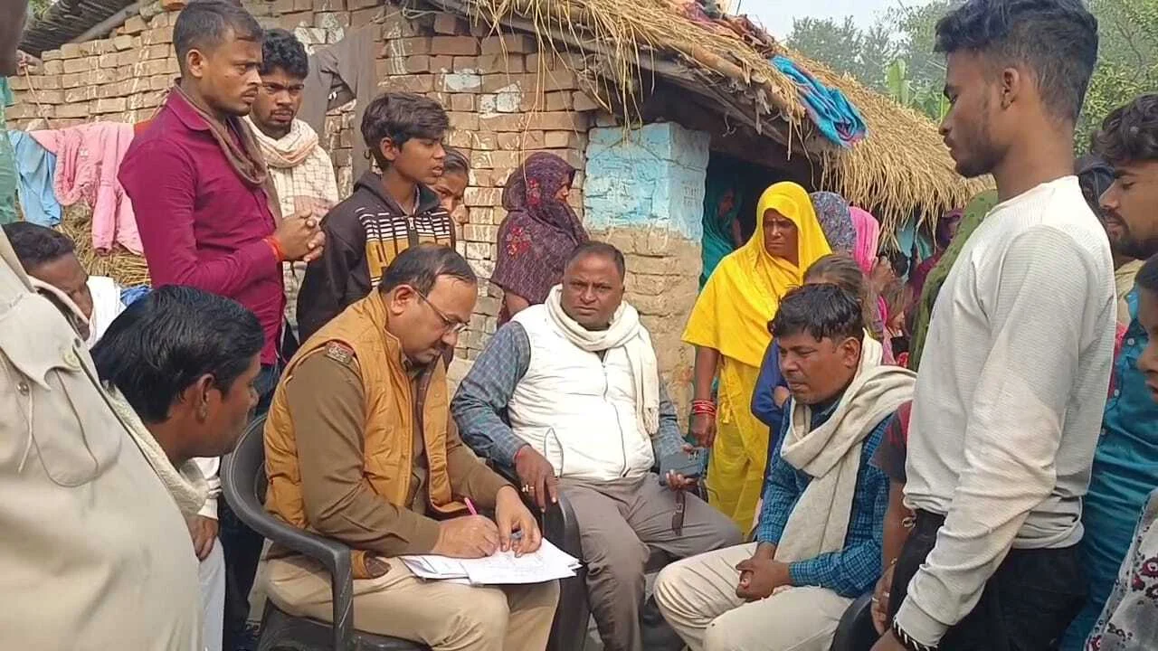 समस्तीपुर: देवनपुर चौक पर सड़क हादसा, अनियंत्रित बाइक की चपेट में आने से वृद्ध महिला की मौत 3