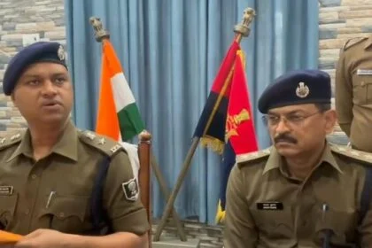 समस्तीपुर: दरोगा की लूटी गई पिस्टल बगीचे से बरामद, पुलिस पर जानलेवा हमले में महिला समेत 5 गिरफ्तार 29