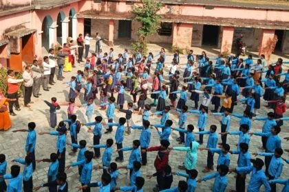 भगवानपुर में स्कूली बच्चों ने लिया बाल विवाह रोकने का प्रण, शिक्षकों ने किया जागरूक 6