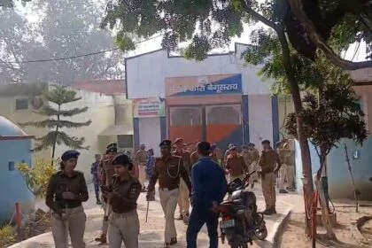 बेगूसराय ट्रेन में मोबाइल छिनतैय के दौरान लाठी के प्रहार से ट्रेन यात्री युवक की मौत, रेल पुलिस पर उठ रहा है सवाल 14