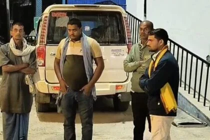 बेगूसराय: 'धरती के भगवान' बने पत्थर दिल ! मंत्री और DM के आदेश को डॉक्टर ने दिखाया ठेंगा, शव लेकर भटकते रहे परिजन 6