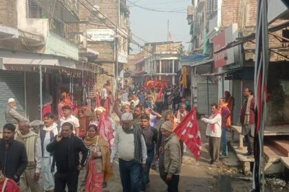 काॅ राम सागर साह के निधन से सीपीआई कार्यकर्ताओं में शोक, शव यात्रा में उमड़ी जनसैलाब 4