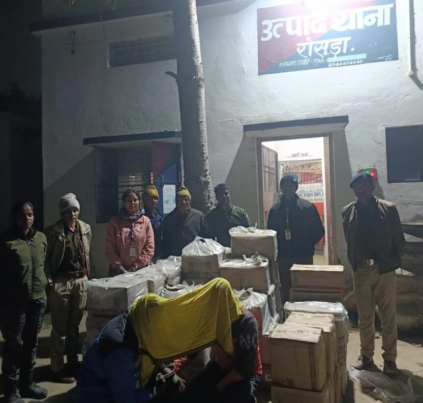 समस्तीपुर: खेत और झाड़ियों में छिपाकर रखी गई थी 1133 लीटर शराब, दो कारोबारी गिरफ्तार 1