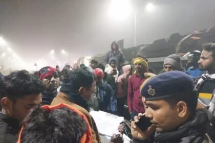 बेगूसराय: NH-31 पर अज्ञात वाहन की चपेट में आने से गैरेज मिस्त्री की दर्दनाक मौत, परिवार का इकलौता सहारा छिना 19