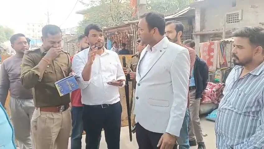 समस्तीपुर: भोला टॉकीज चौक पर आरओबी निर्माण की प्रक्रिया शुरू, एसडीओ ने किया स्थल निरीक्षण 1