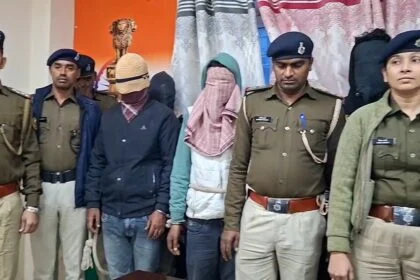 नालंदा पुलिस की बड़ी कार्रवाई लहेरी थाना क्षेत्र के शिक्षानगर में हुई बड़ी चोरी का 5 दिन में किया उद्भेदन, 6 अपराधी गिरफ्तार 8