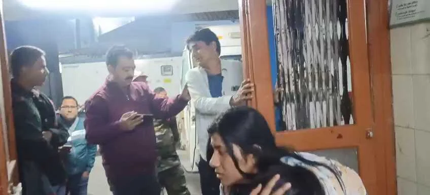 समस्तीपुर: ताजपुर में जमीनी विवाद ने लिया हिंसक रूप, दंपती और दो बेटियों की जमकर पिटाई, सदर अस्पताल रेफर 4