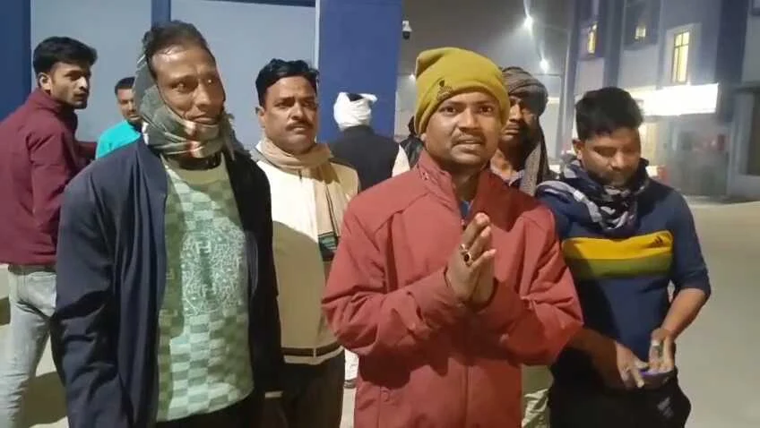 नवादा में हैवानियत की हदें पार: फेरीवाले का पिलास से कान काटा, बेरहमी से पिटाई के बाद मौत 4