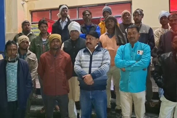 नवादा में हैवानियत की हदें पार: फेरीवाले का पिलास से कान काटा, बेरहमी से पिटाई के बाद मौत 1