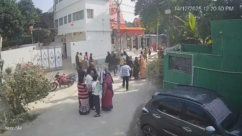 समस्तीपुर: पंचायत बनी 'रणभूमि', सुलह की जगह चले चाकू; युवक की हालत गंभीर 3