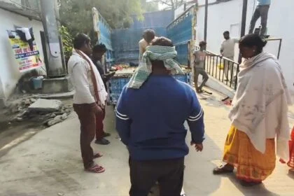 बेगूसराय में मछली मारने के दौरान गंडक नदी में डूबने से एक मछुआरे की दर्दनाक मौत, परिजनों में मचा कोहराम 30